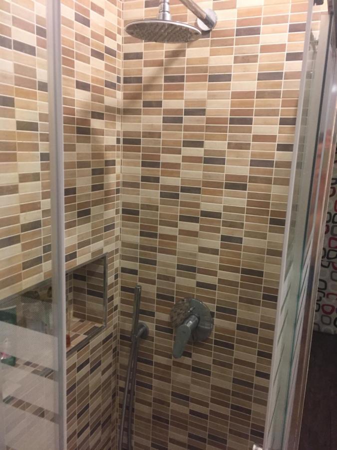Room Saronno + B&B Екстер'єр фото