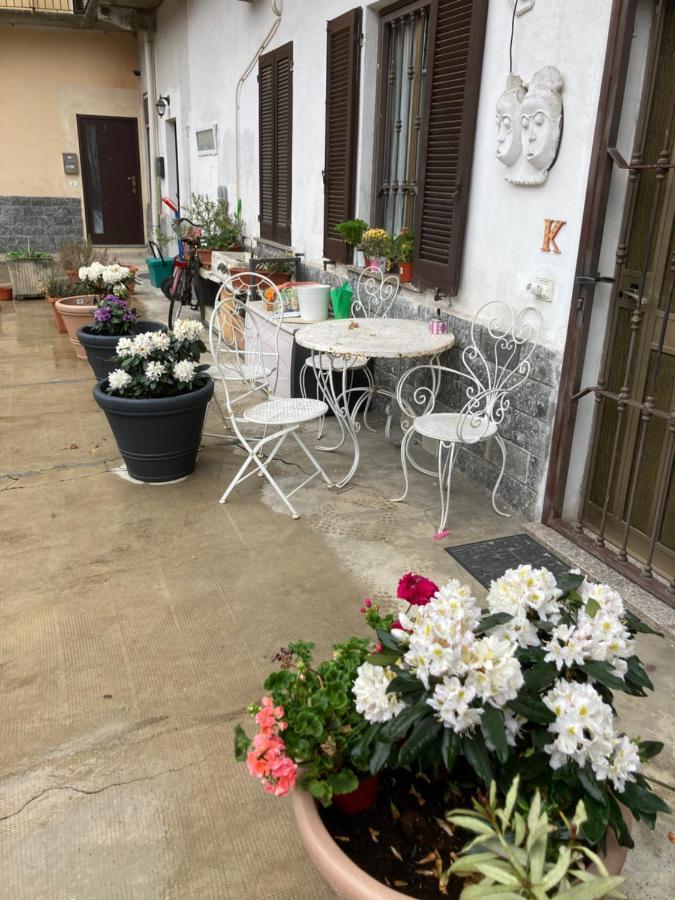 Room Saronno + B&B Екстер'єр фото