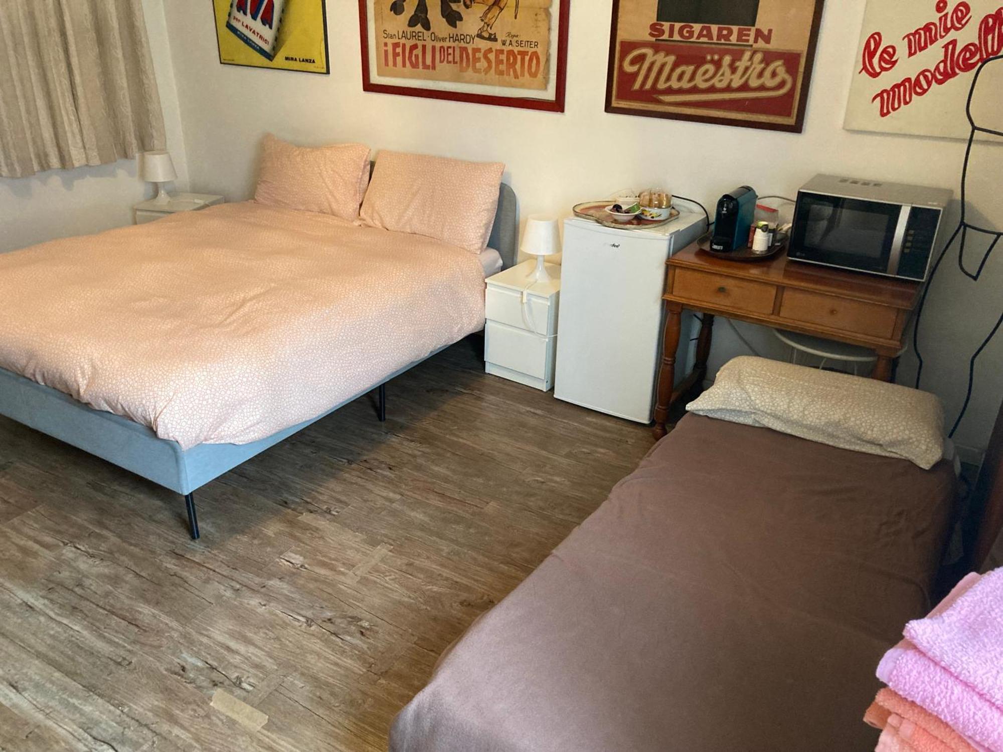 Room Saronno + B&B Екстер'єр фото