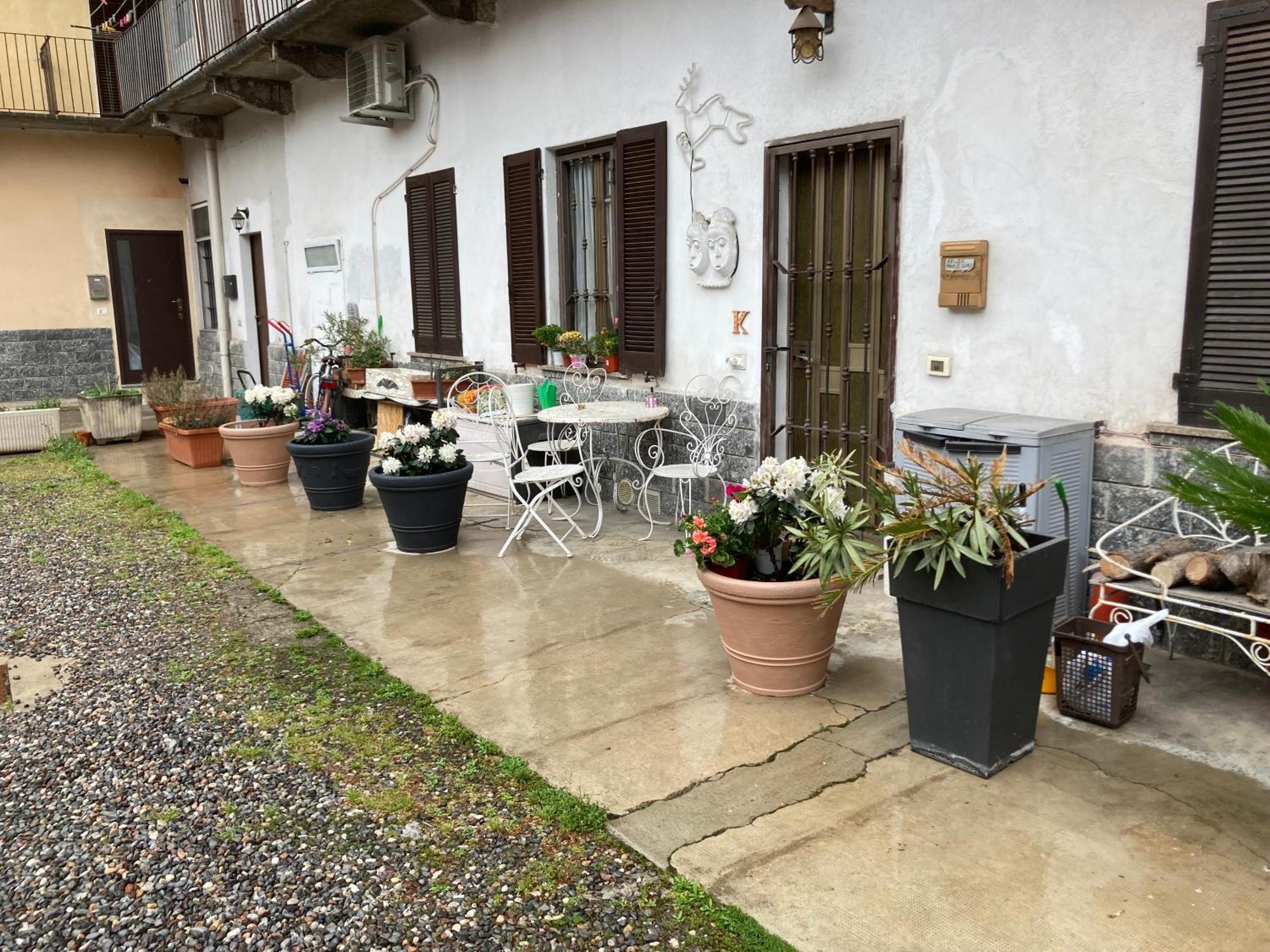 Room Saronno + B&B Екстер'єр фото